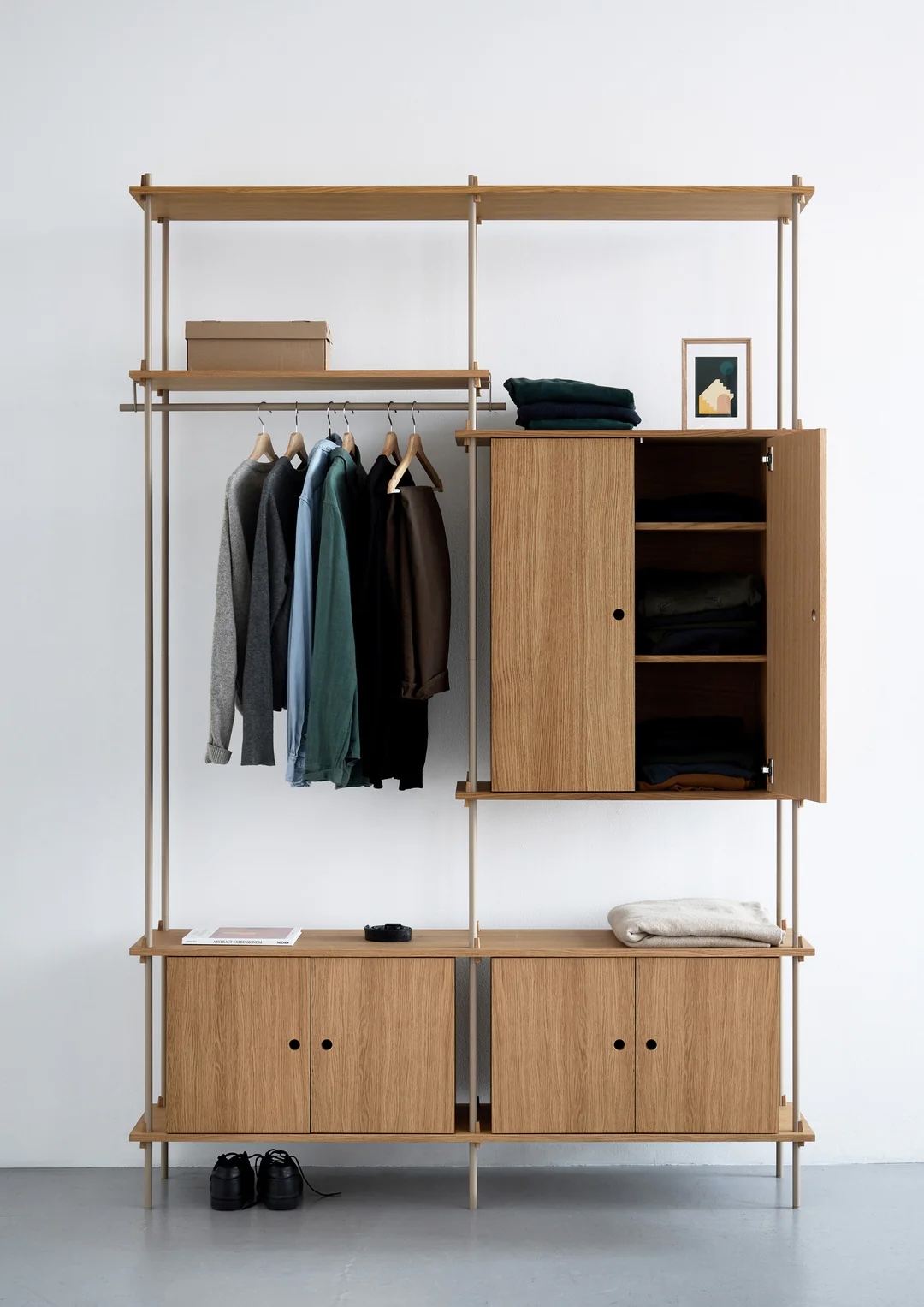 MOEBE Shelving system